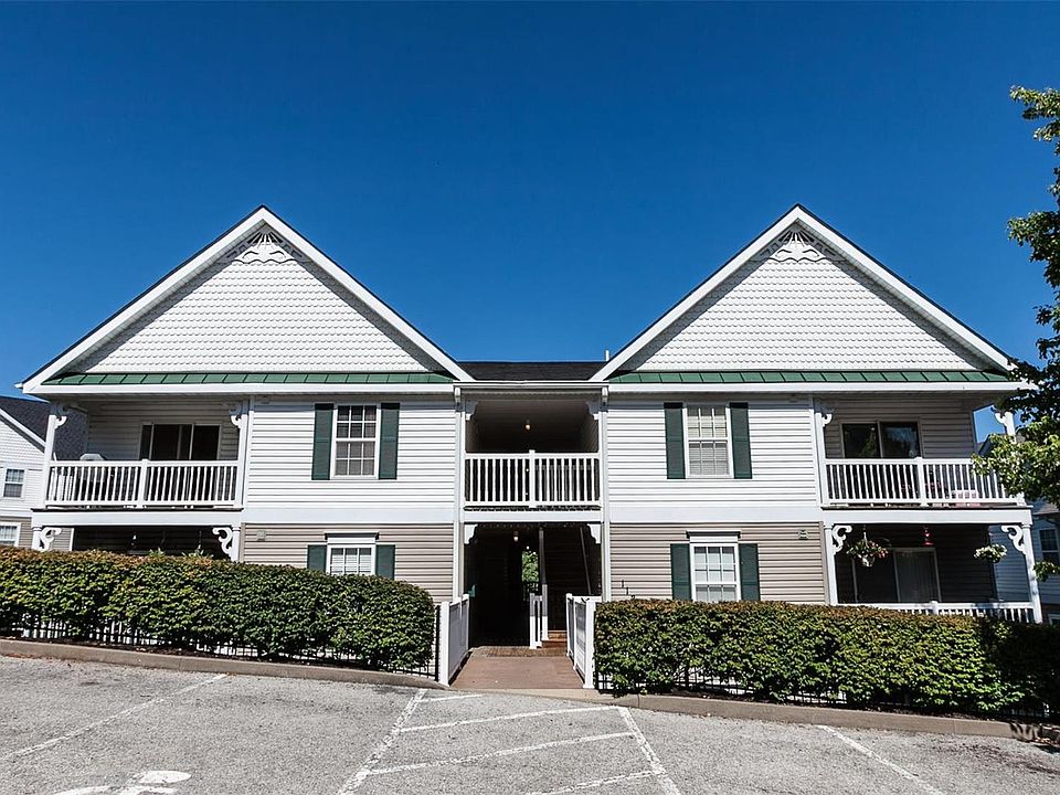 1st image of 1125 Arbor Creek Dr APT 3A
