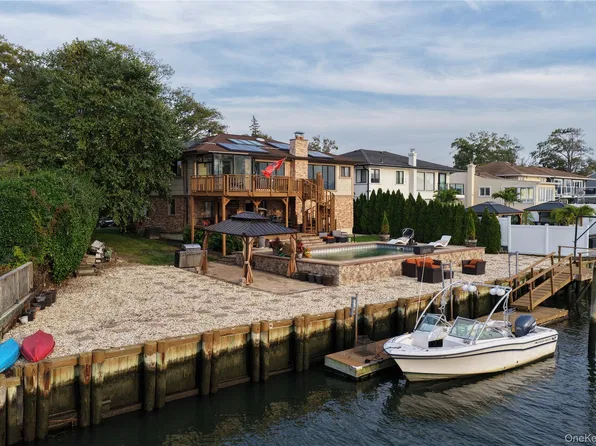 3060 Ann Street, Baldwin, NY 11510