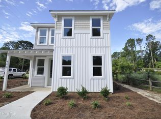 402 Lexington Dr, Wilmington, NC 28403