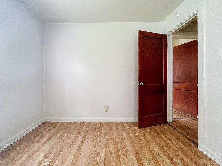 810 S Luick Ave — Photo 10
