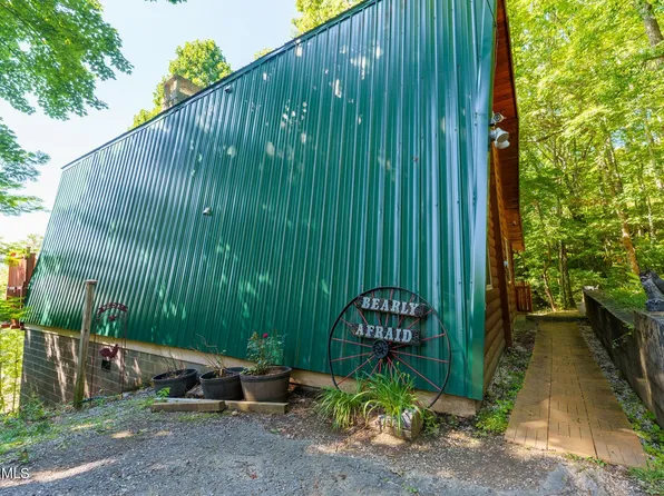 1149 Ski View Dr, Gatlinburg, TN 37738