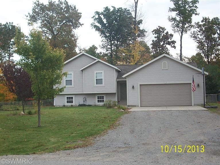 2nd image of 530 S Mill Iron Rd