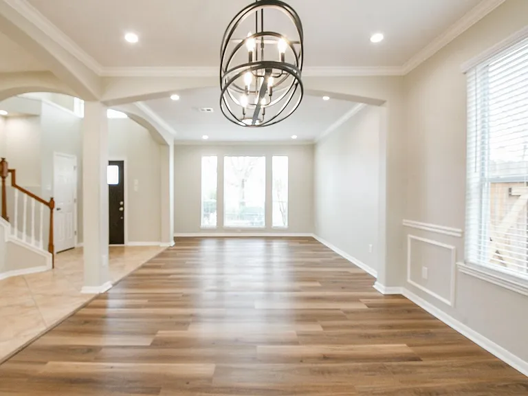 815 Robins Way — Photo 8