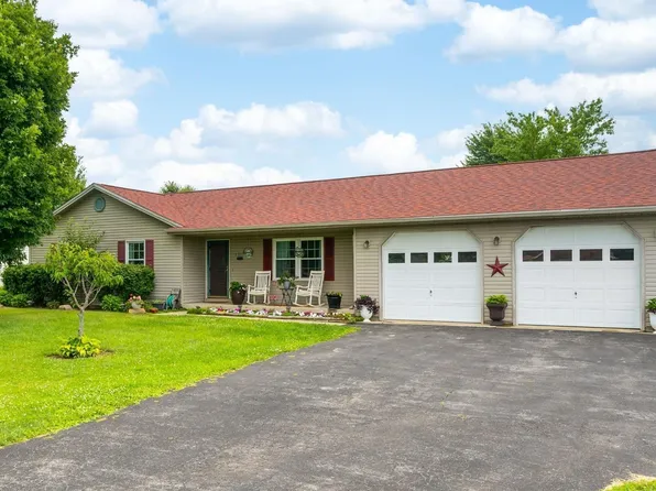 7319 Fairground Rd, Blanchester, OH 45107