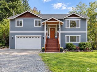 932 Dolphin St, Camano Island, WA 98282