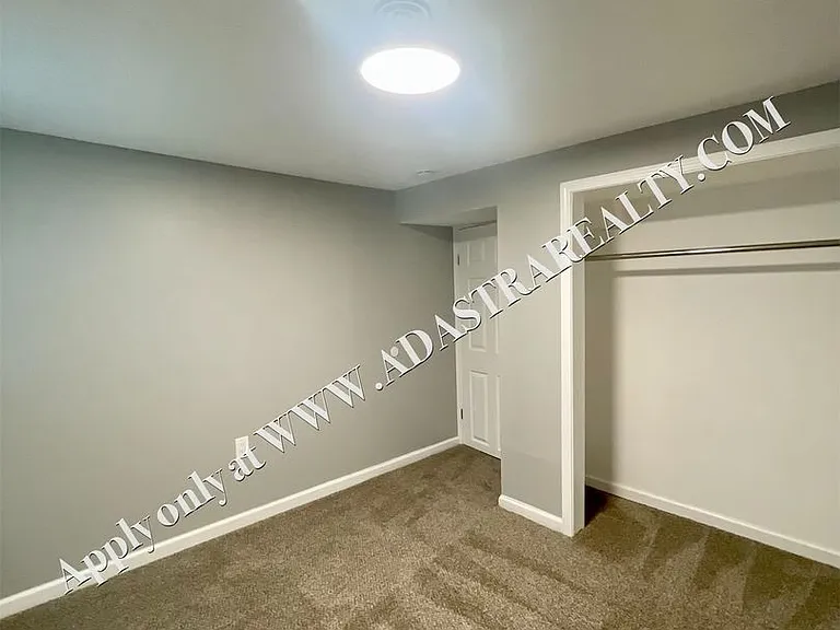 4904 NE 44th Ter — Photo 17