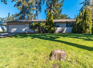 1574 SW Swantown Ave, Oak Harbor, WA 98277