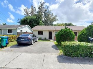 1352 NE 145th St #1352, Miami, FL 33161