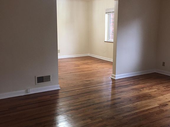 5th image of 1129 Clearbrook Dr #2