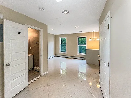 Rented by Dream Space Realty | media 4