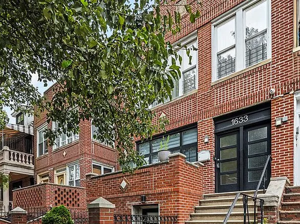 1633 Carroll St, Brooklyn, NY 11213