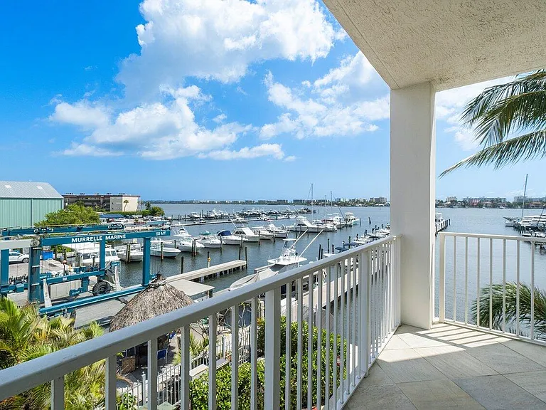 806 Windward Way #301 — Photo 29