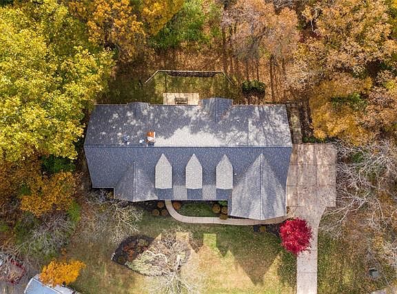 4th image of 18724 Wild Horse Farm Ct
