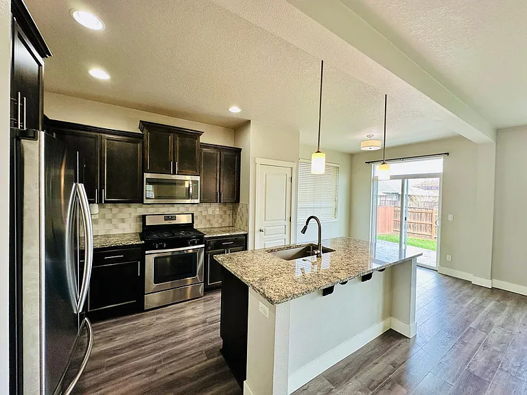 1328 SE 72nd Ave — Photo 13