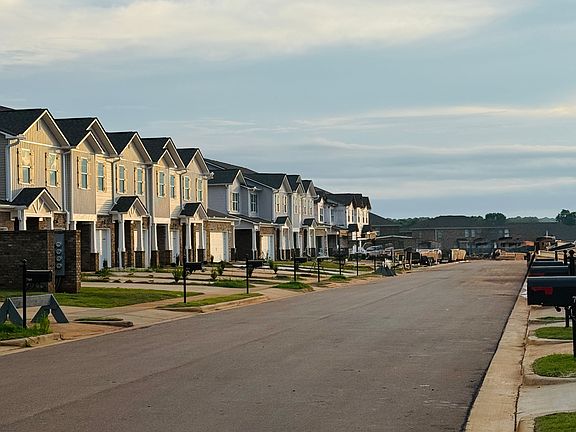 2nd image of 7506 Discovery Point Dr #7506