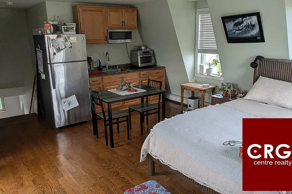 88 Hawthorn St #3