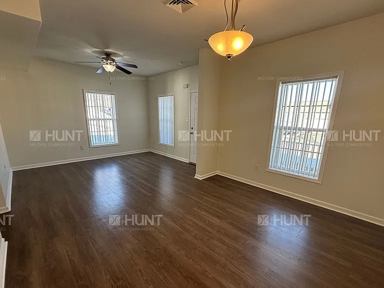 91 Barrett Dr — Photo 7