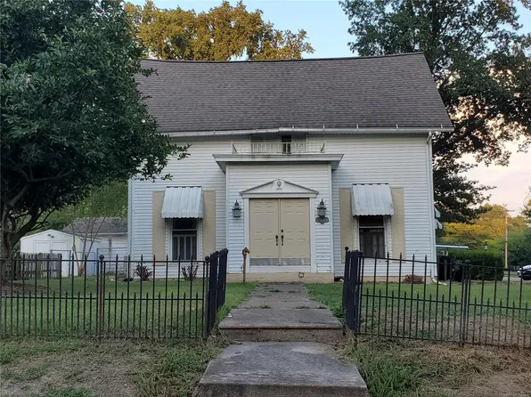 306 N Washington St, Du Quoin, IL 62832