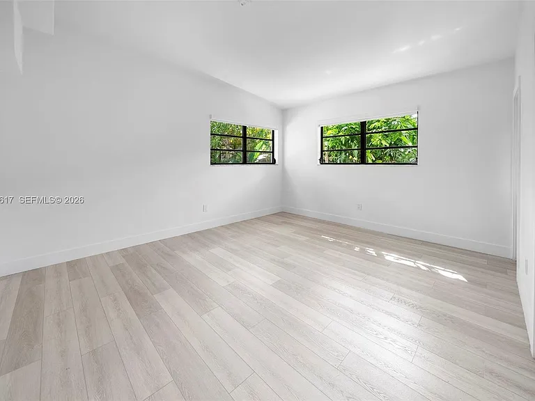 7525 Adventure Ave — Photo 27