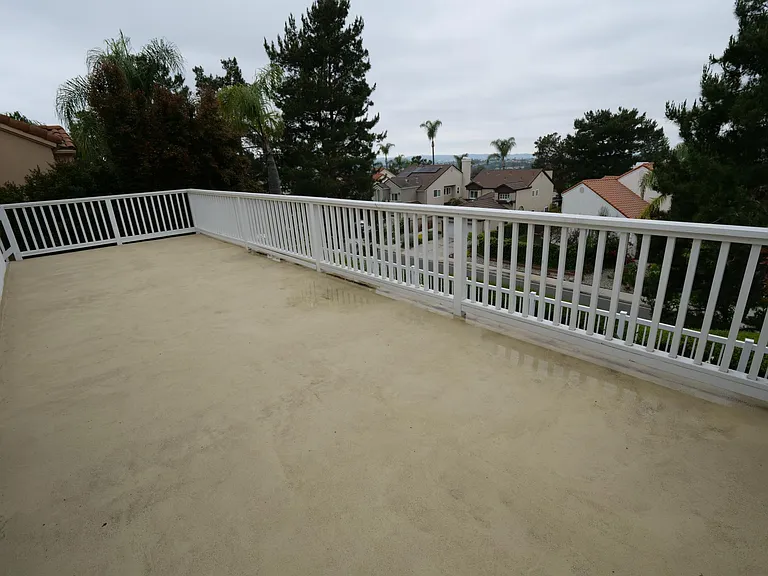 25051 Amberwood — Photo 24