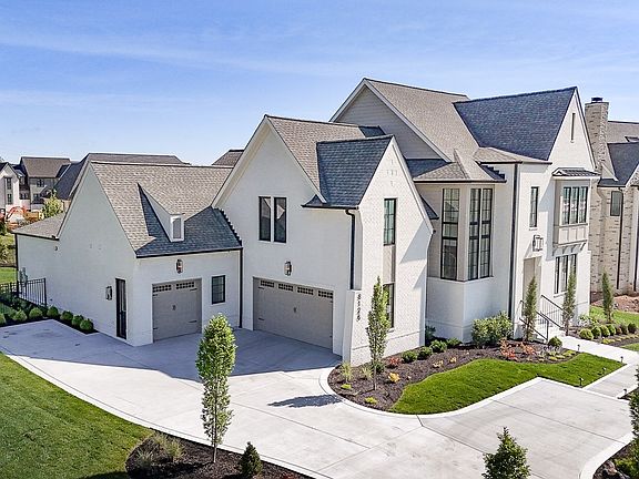 3rd image of 8126 Boiling Springs Pl