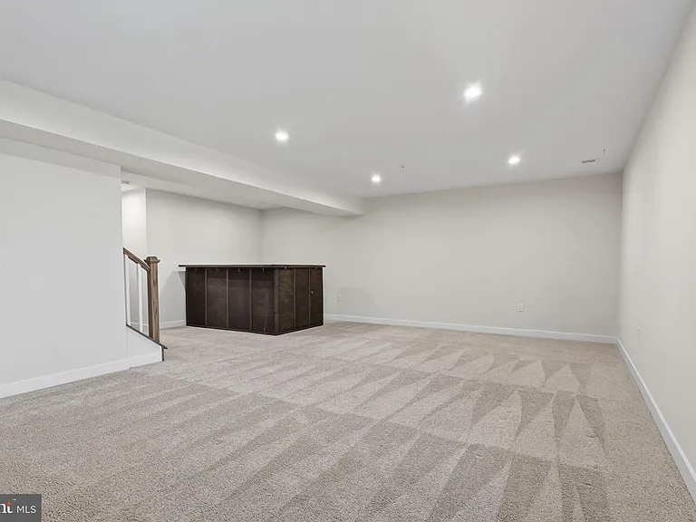 8005 Milltown Cir — Photo 42