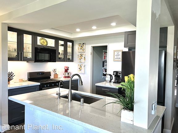 4th image of 7027 Camino Pacheco