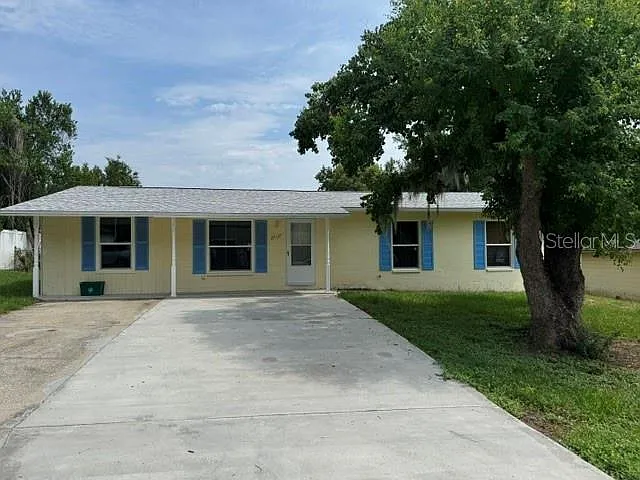 27127 Fernery Ave — Photo 1