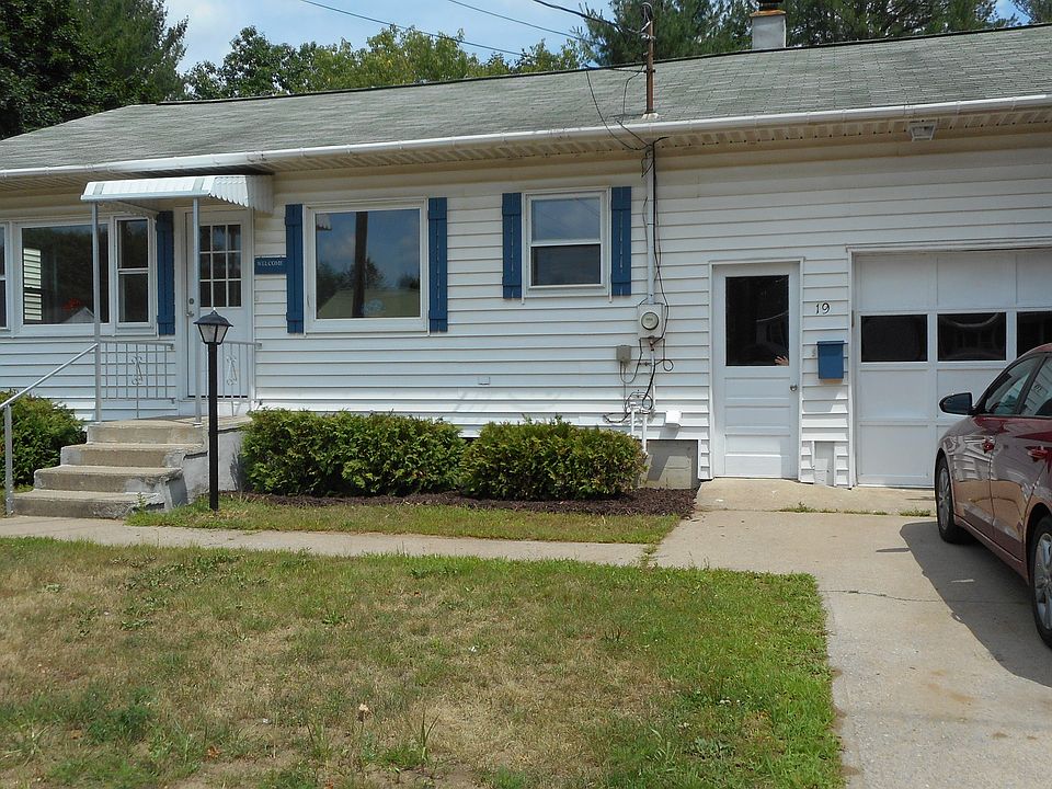 1st image of 19 W Mechanic St