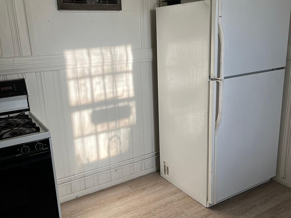 1st image of 2506 N Stanton St