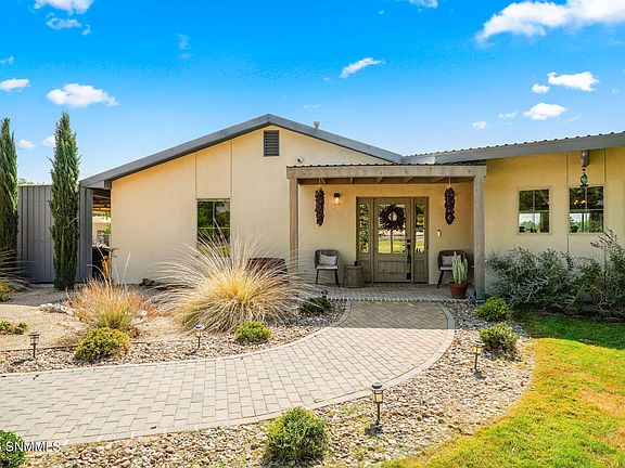 3rd image of 10110 N Valley Dr
