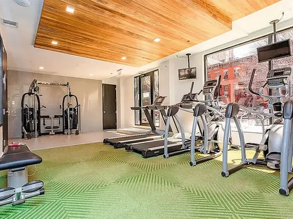 865 Willoughby Avenue image 8 of 14