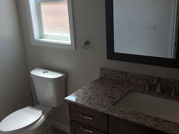 4th image of 7456 Kraft Ave