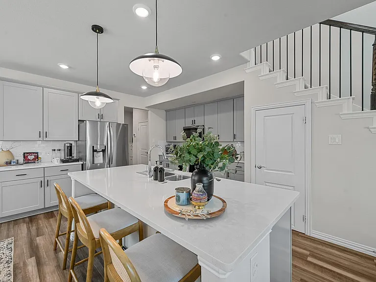 4001 Hackney Springs Ln — Photo 5