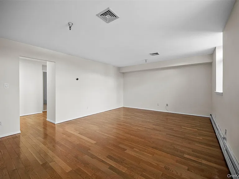 520 Ashford Ave #5 — Photo 26