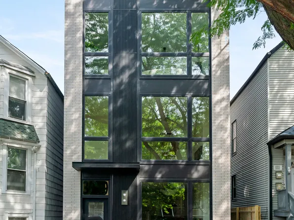 3329 N Whipple St #3, Chicago, IL 60618