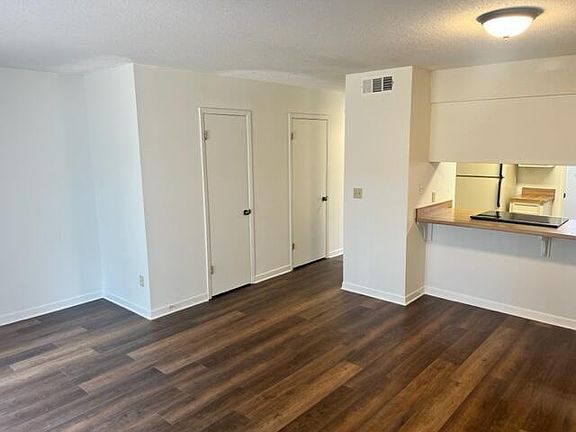 2nd image of 25 Cape Dr NW APT B