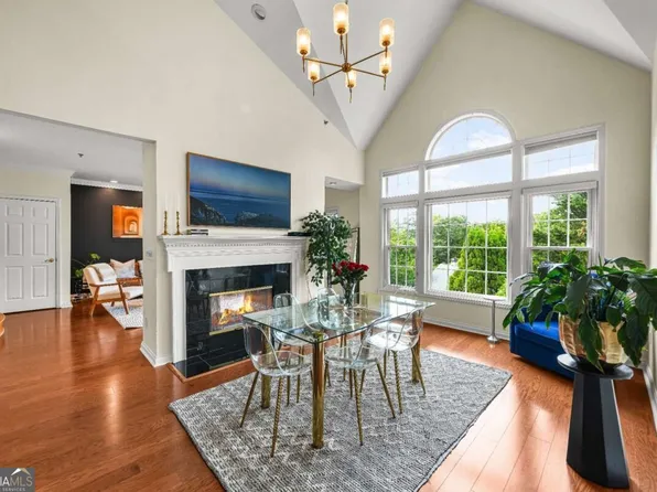 3636 Habersham Rd NW APT 2404, Atlanta, GA 30305