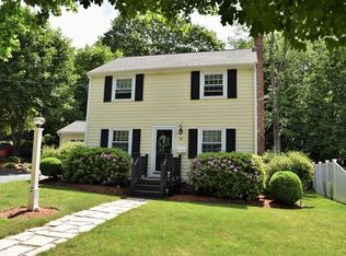 10 Cape Cod Ln, Canton, MA 02021
