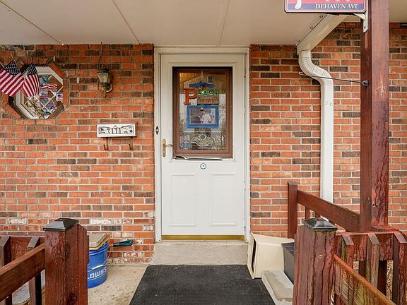 4th image of 111 Dehaven Ave