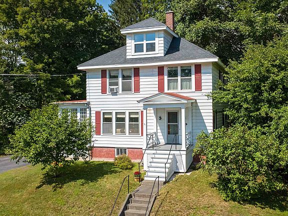 4th image of 149 Summer Street