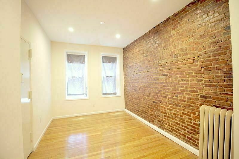 1st image of 767 Park Pl APT 1R