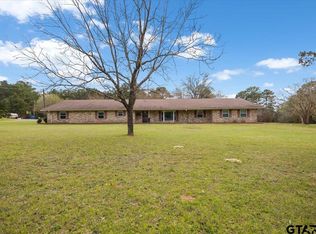 2320 Grangeway Rd, Marshall, TX 75672