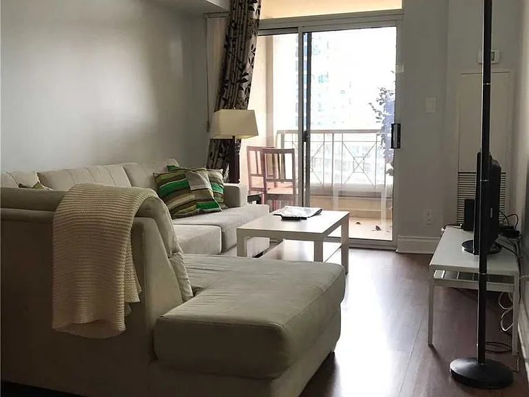 3880 Duke Of York Blvd #608 — Photo 13