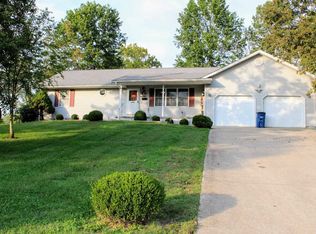 103 Stoneway Dr, Bedford, IN