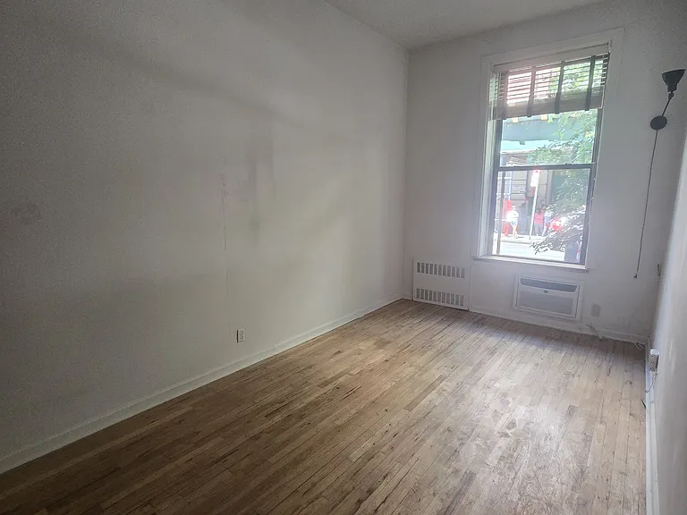 414 E 88th St #1D — Photo 10
