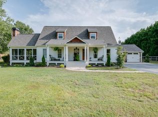 5135 Meadowbrook Cir, Suwanee, GA 30024