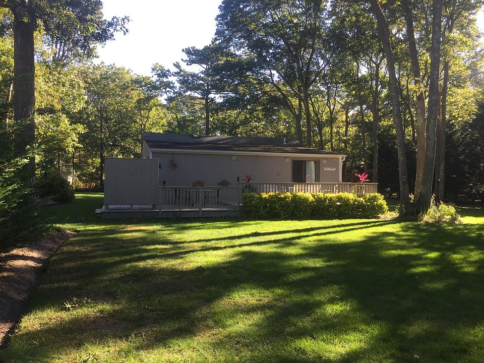 2nd image of 32 Ocean Ave