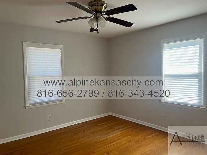 7131 Main St #UPPER — Photo 11