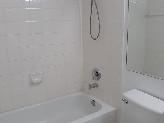 5th image of 7880 Sonoma Springs Cir #1A